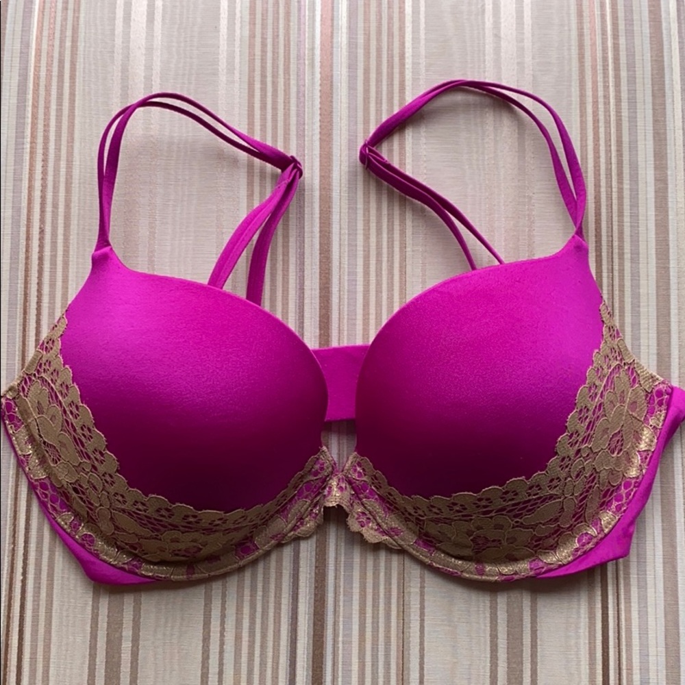 VS Very Sexy push up magenta bra